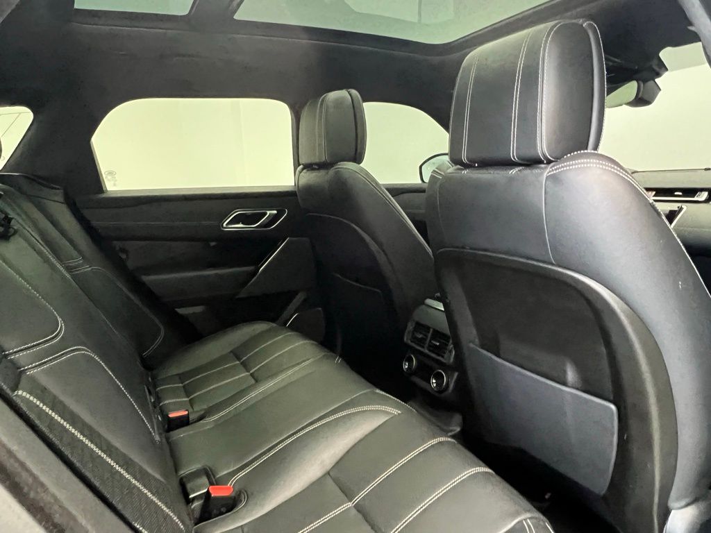 Thumbnail: 2020 Land Rover Range Rover Velar - 8
