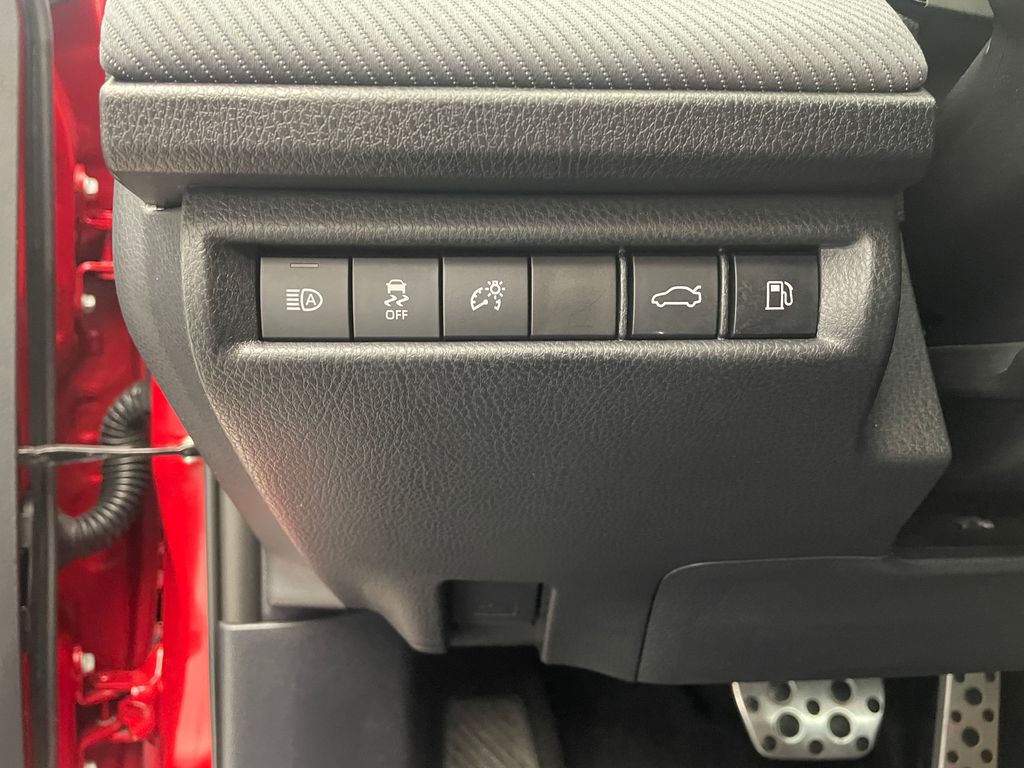 Thumbnail: 2025 Toyota Camry - 20