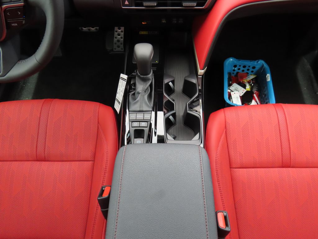 2025 Toyota Camry XSE 17