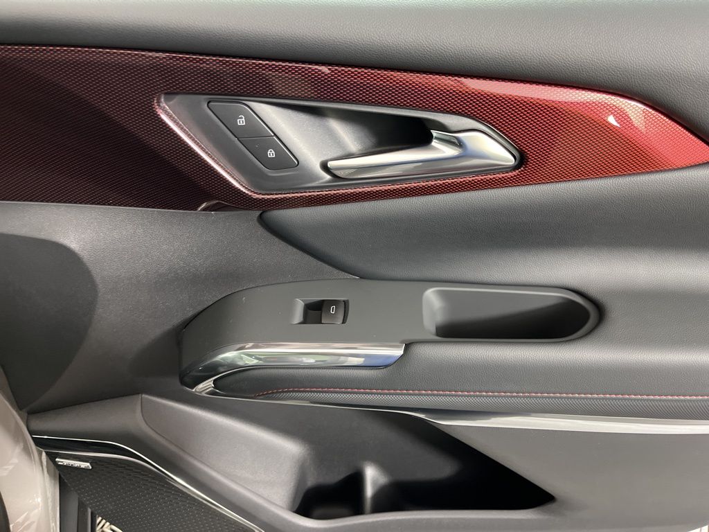 Thumbnail: 2026 Chevrolet Traverse - 10