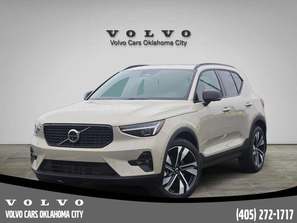 Sand Dune Metallic 2026 Volvo XC40 B5 Ultra AWD SUV / Crossover All-Wheel Drive Automatic