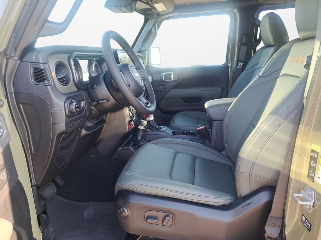 New Car 2025 Jeep Gladiator  Mojave For Sale In Austin, Texas