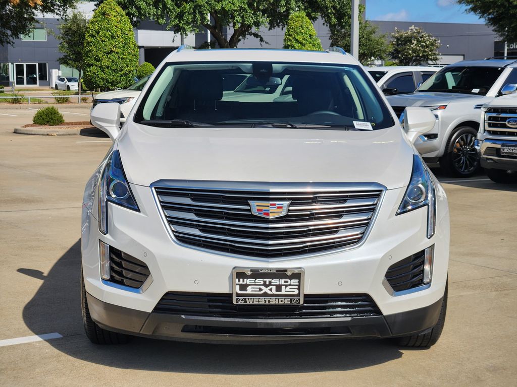 2018 Cadillac XT5 Luxury White at Bayshore Chrysler Jeep Dodge Ram