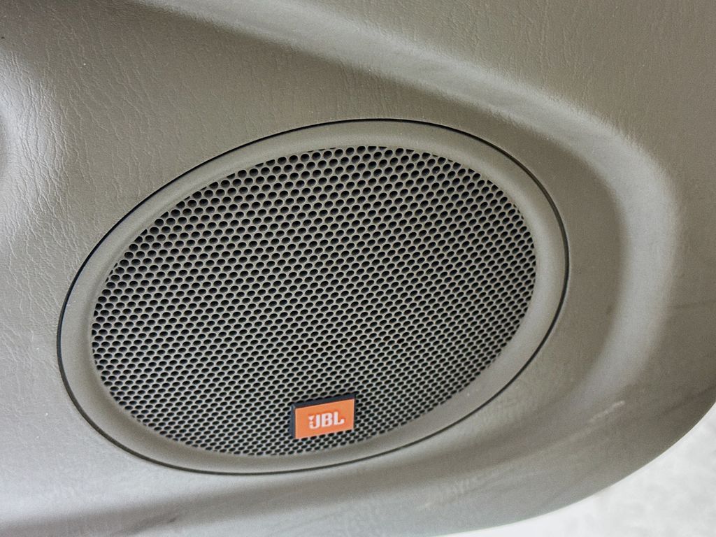 Used Car 2004 Toyota Highlander  V6 For Sale Under $10,000 In Austin, Texas