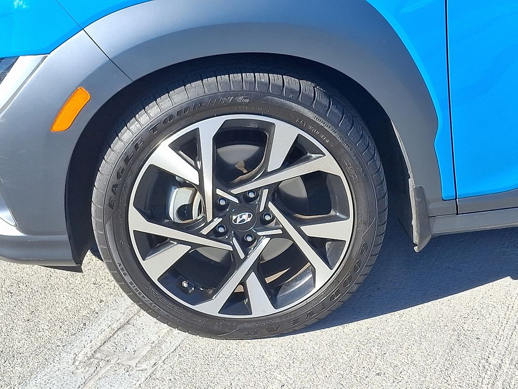 Thumbnail: 2022 Hyundai Kona - 10