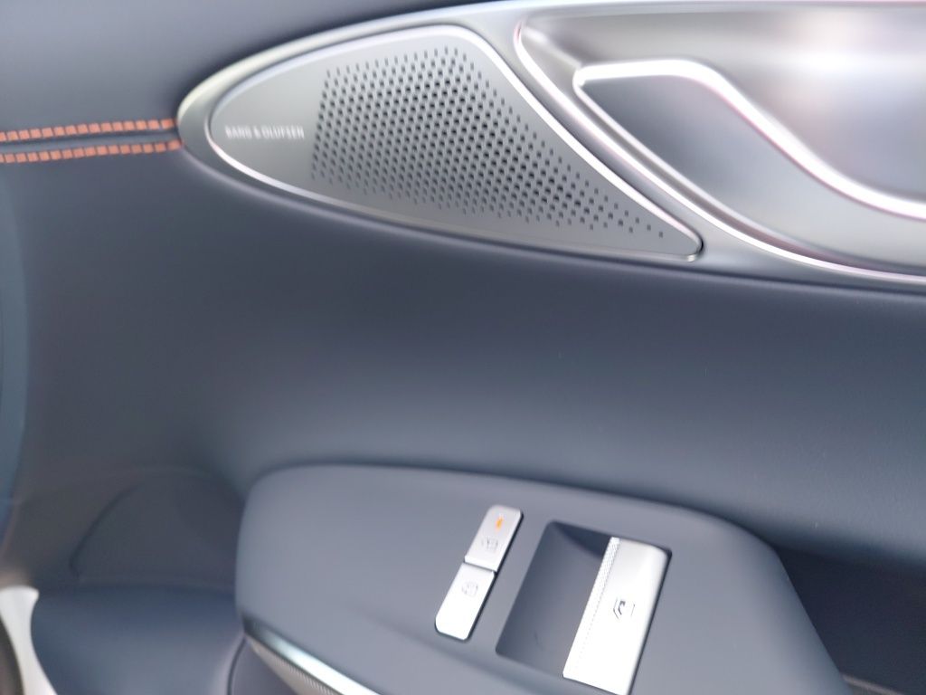 Thumbnail: 2026 Genesis GV70 - 24