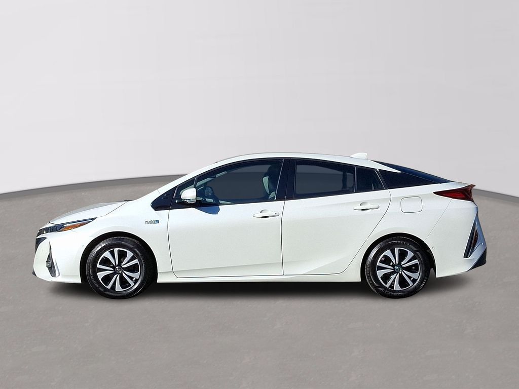 2017 Toyota Prius Prime Advanced 7