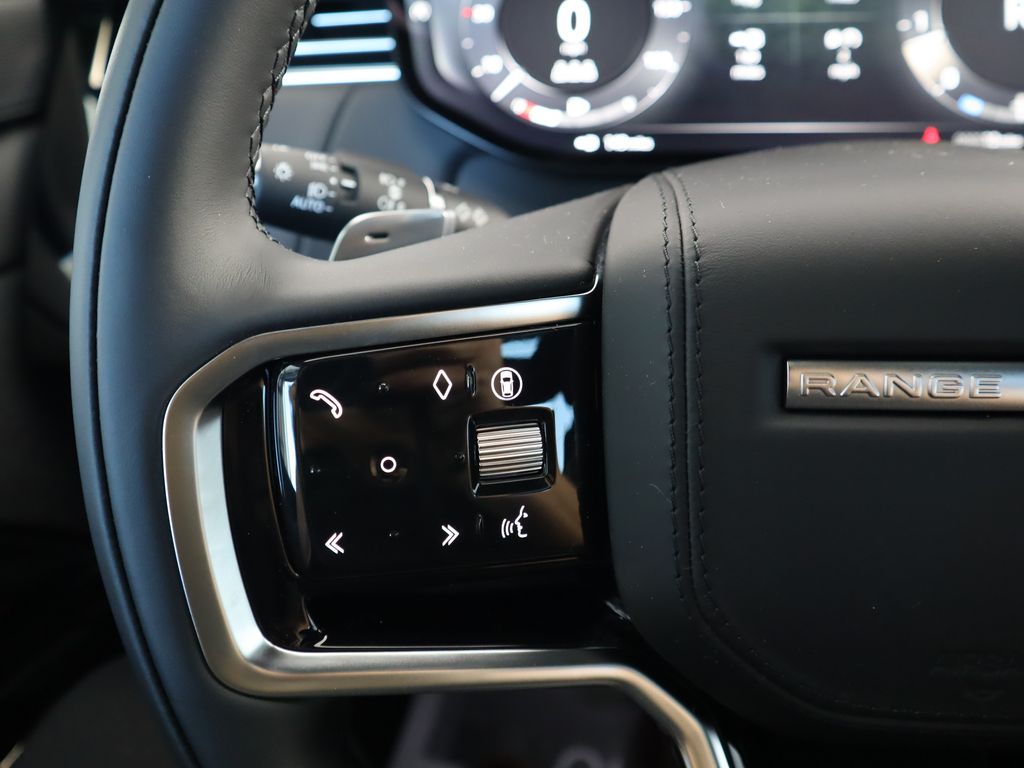 Thumbnail: 2025 Land Rover Range Rover Sport - 12