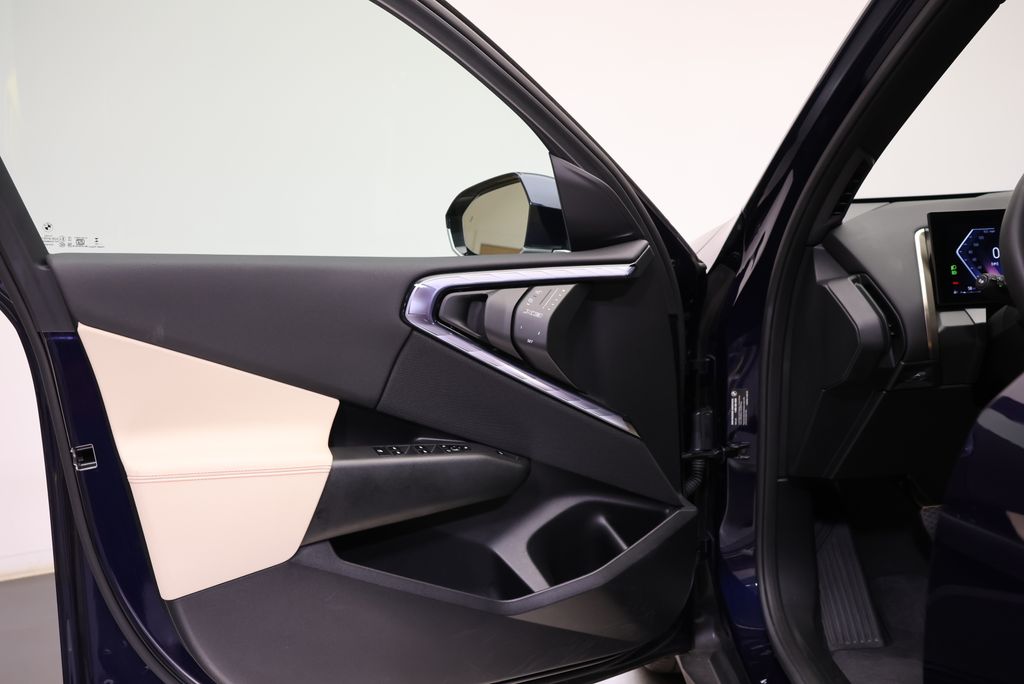 Thumbnail: 2025 BMW X3 - 28