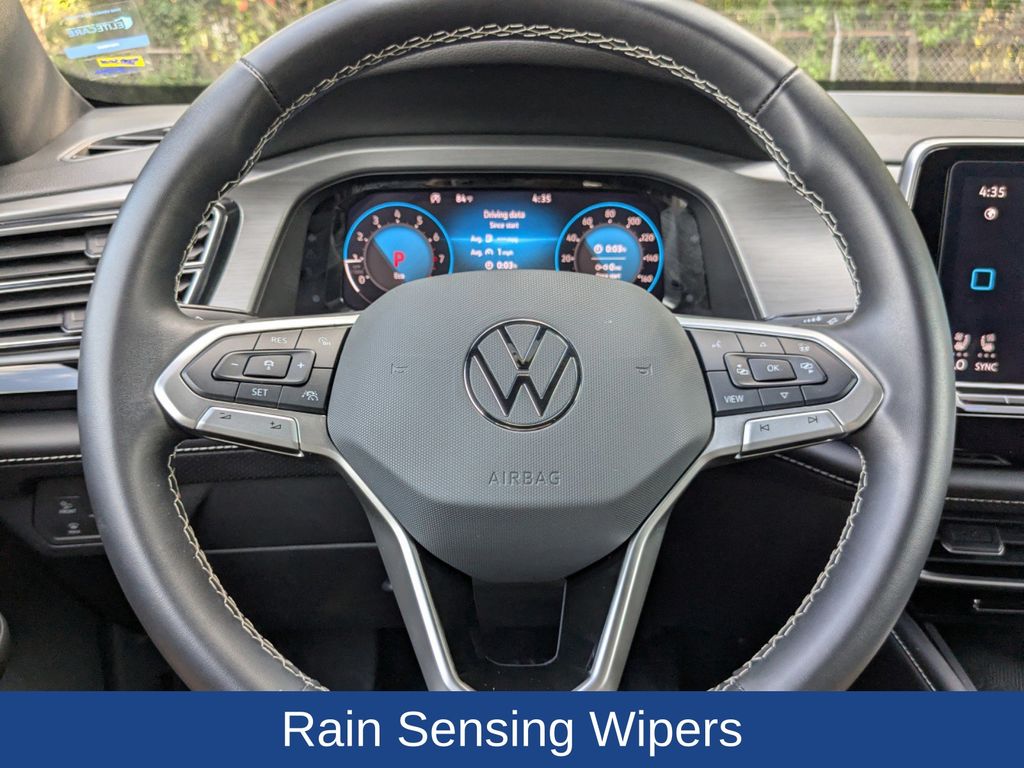 2024 Volkswagen Atlas Cross Sport 2.0T SE w/Technology