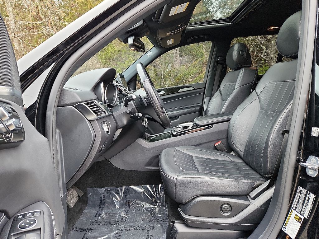 Thumbnail: 2018 Mercedes-Benz GLE - 13