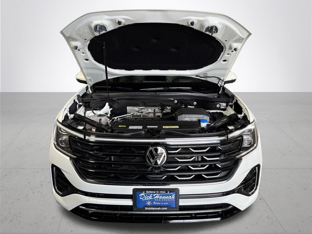 2024 Volkswagen Atlas 2.0T SEL Premium R-Line