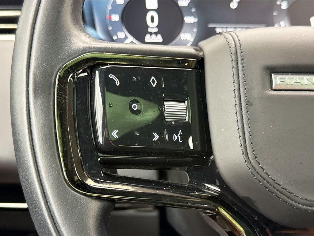 Thumbnail: 2023 Land Rover Range Rover Sport - 13
