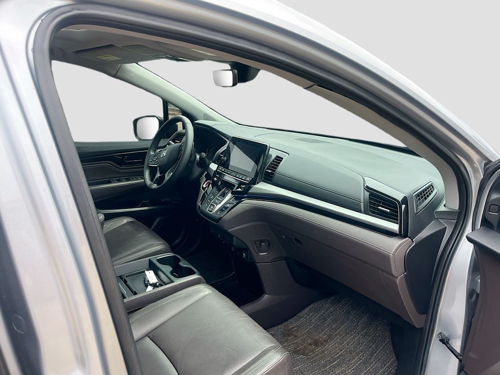 Used 2023 Silver Honda Touring image 32