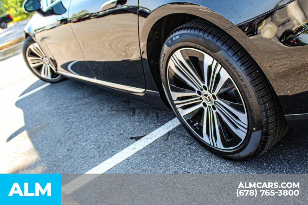 Used 2023 Black Mercedes-Benz 450 image 12