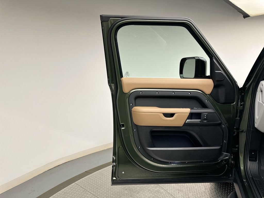 Thumbnail: 2026 Land Rover Defender - 17