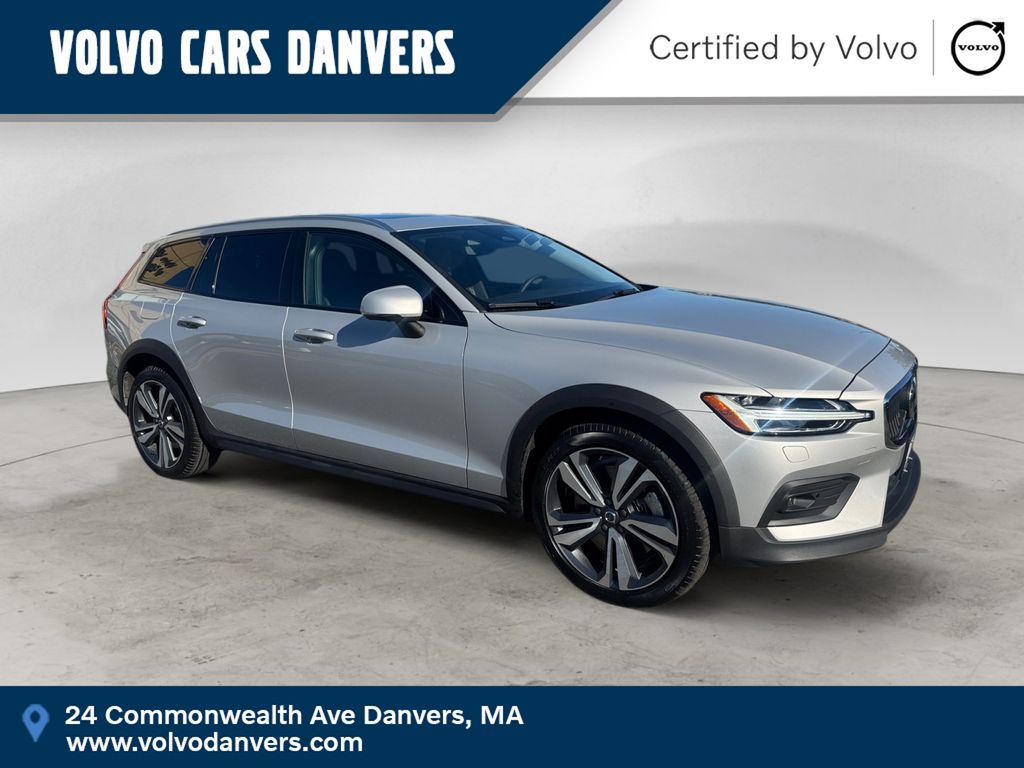 Silver Dawn Metallic 2025 Volvo V60 Wagon All-Wheel Drive Automatic