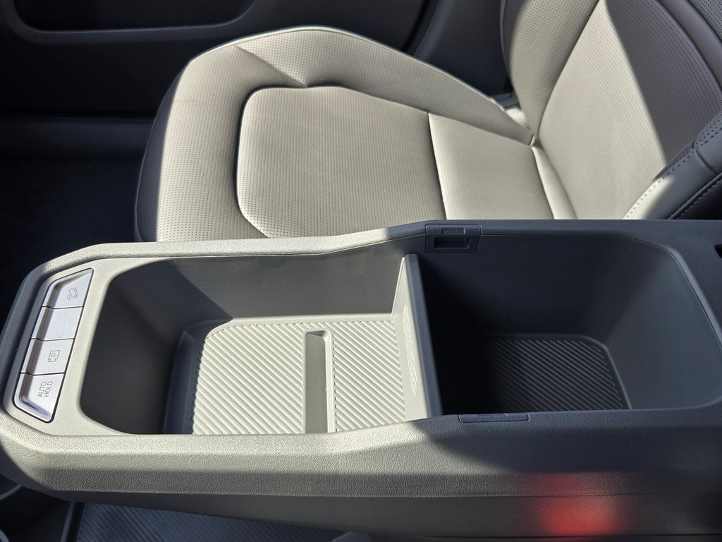2027 Kia Ev3 - $38,185
