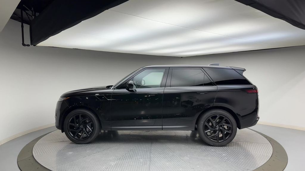Thumbnail: 2024 Land Rover Range Rover Sport - 5