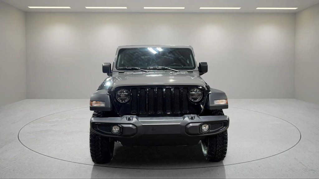 Used 2021 Sting-Gray Clearcoat Jeep Unlimited Willys image 16