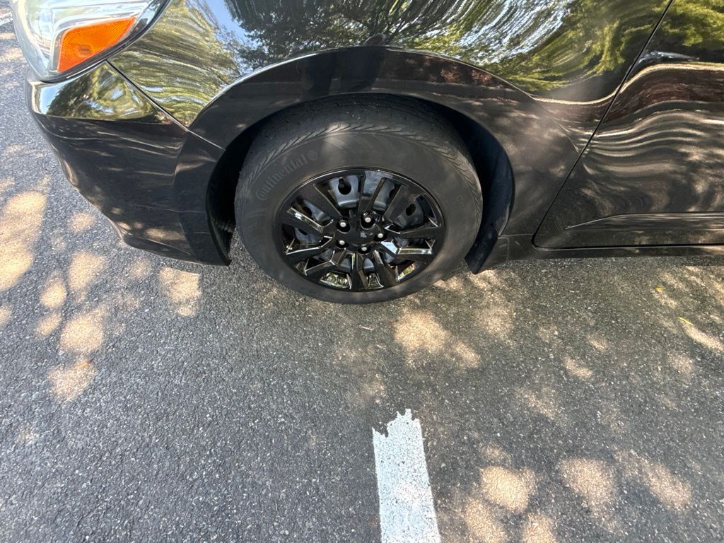 Used 2017 Black Nissan 2.5 S image 2