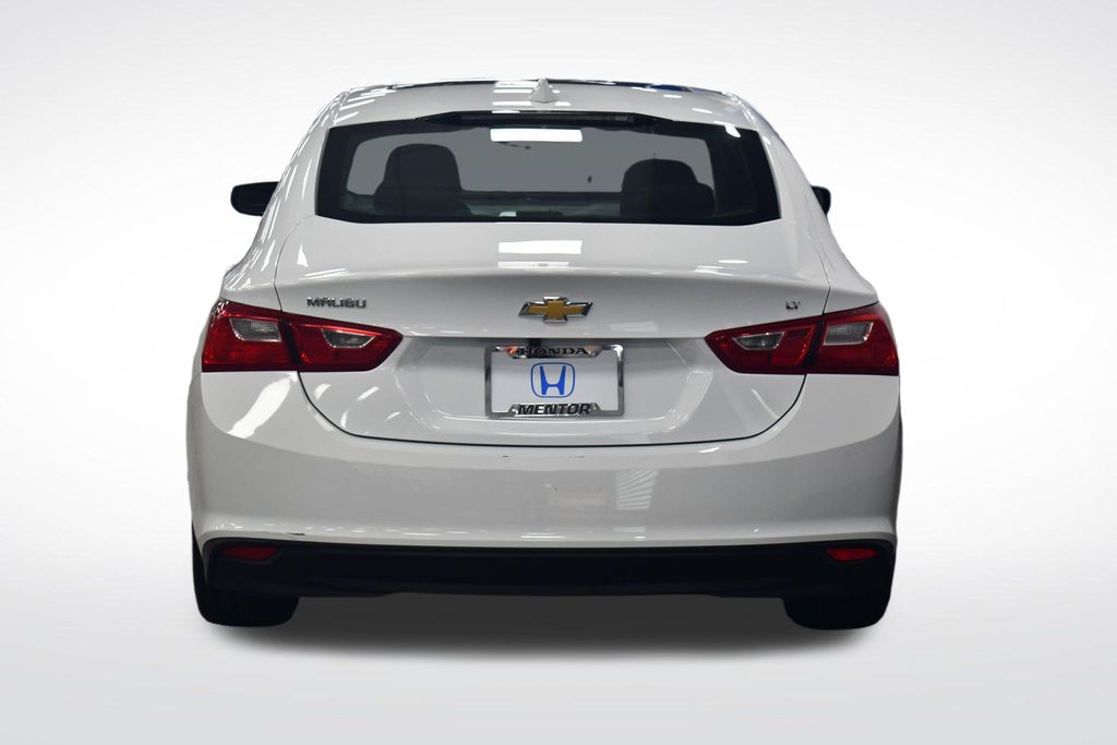 Thumbnail: 2023 Chevrolet Malibu - 4