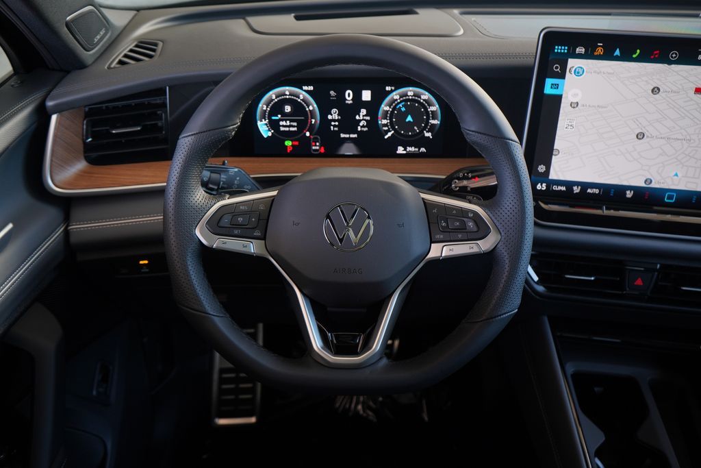 Thumbnail: 2026 Volkswagen Tiguan - 9