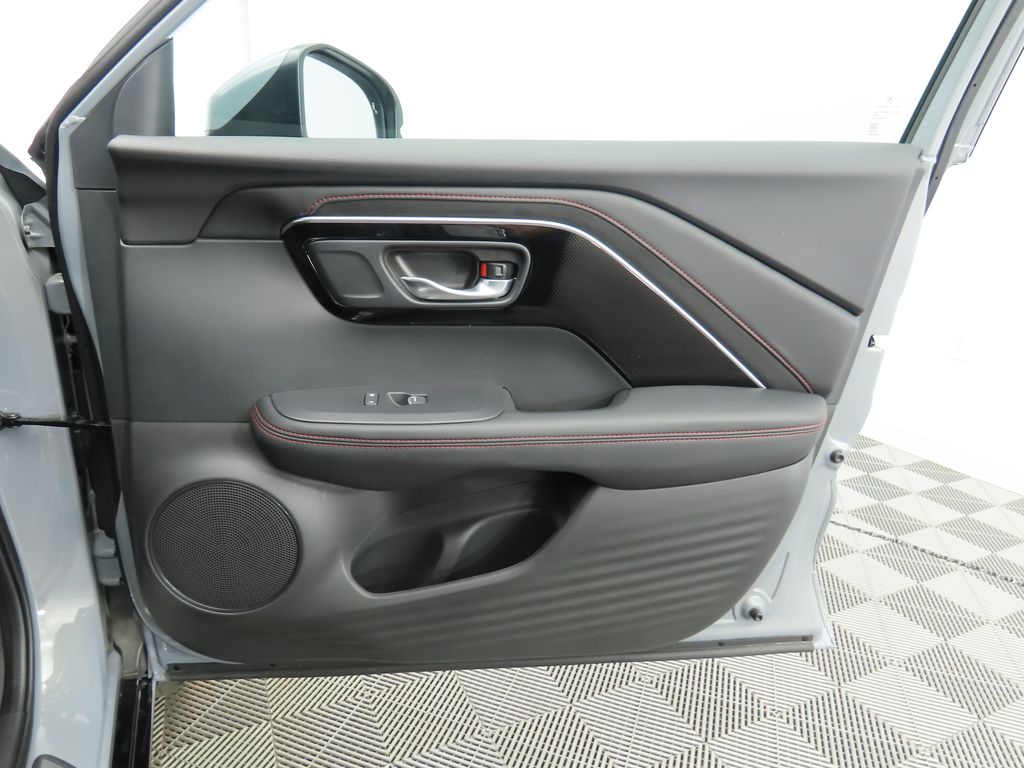 Thumbnail: 2025 Acura ADX - 27