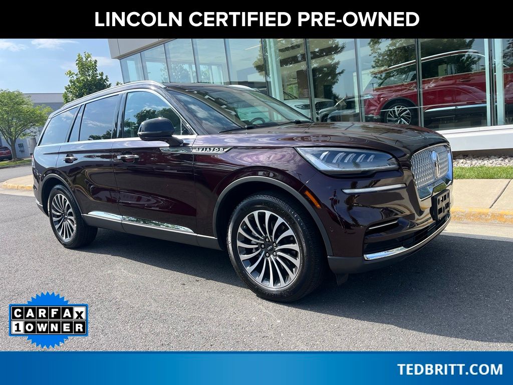 Diamond Red Metallic Tinted Clearcoat 2023 Lincoln Aviator Reserve AWD SUV / Crossover All-Wheel Drive Automatic