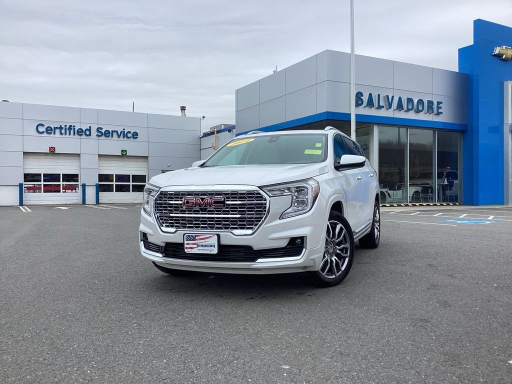 2024 GMC Terrain Denali AWD