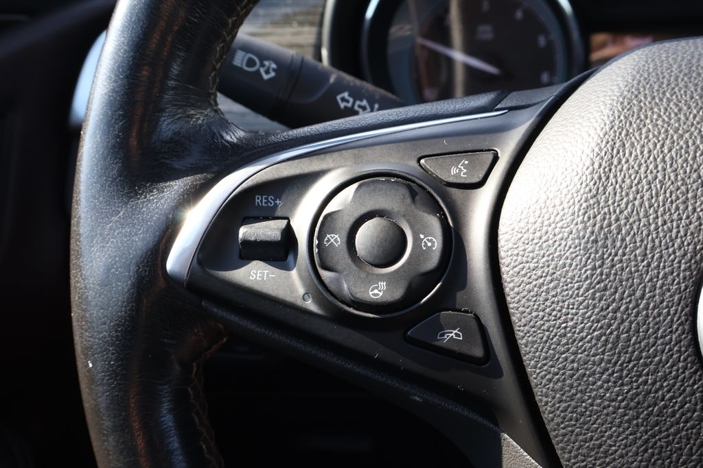 Thumbnail: 2017 Buick Envision - 18