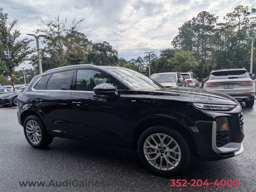 Mythos Black Metallic 2026 Audi Q3 SUV / Crossover All-Wheel Drive 7-Speed Automatic