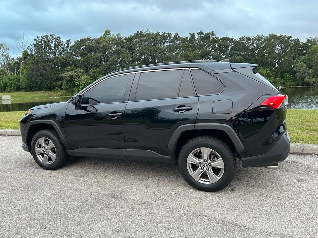 Thumbnail: 2022 Toyota RAV4 - 2