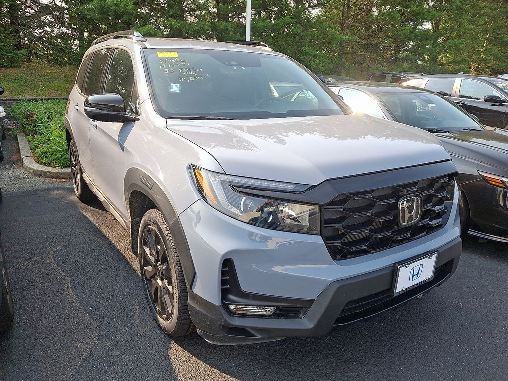 2022 Honda Passport Elite 3