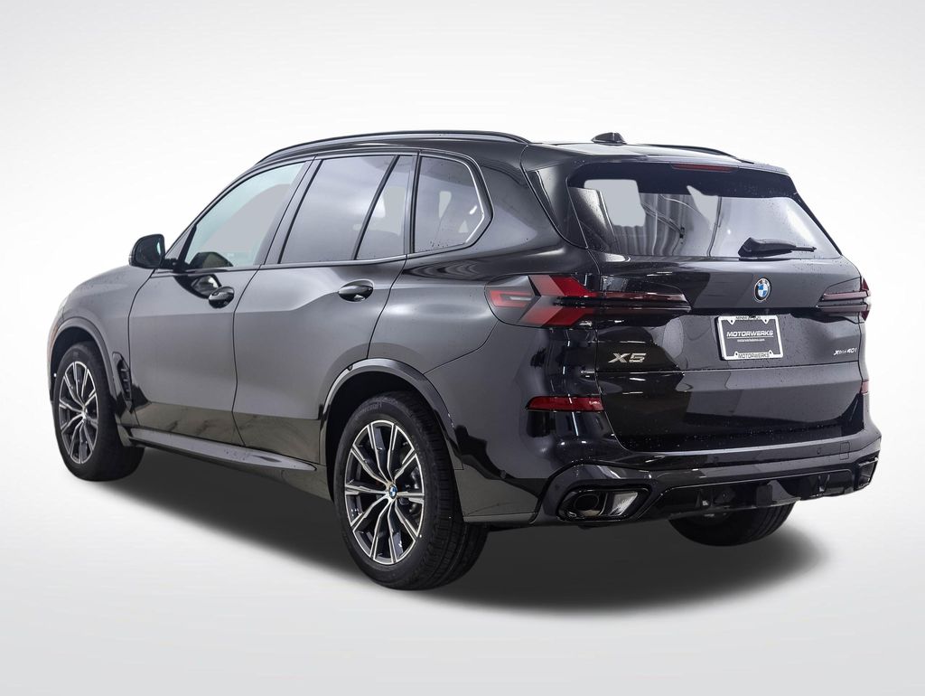 Thumbnail: 2026 BMW X5 - 3