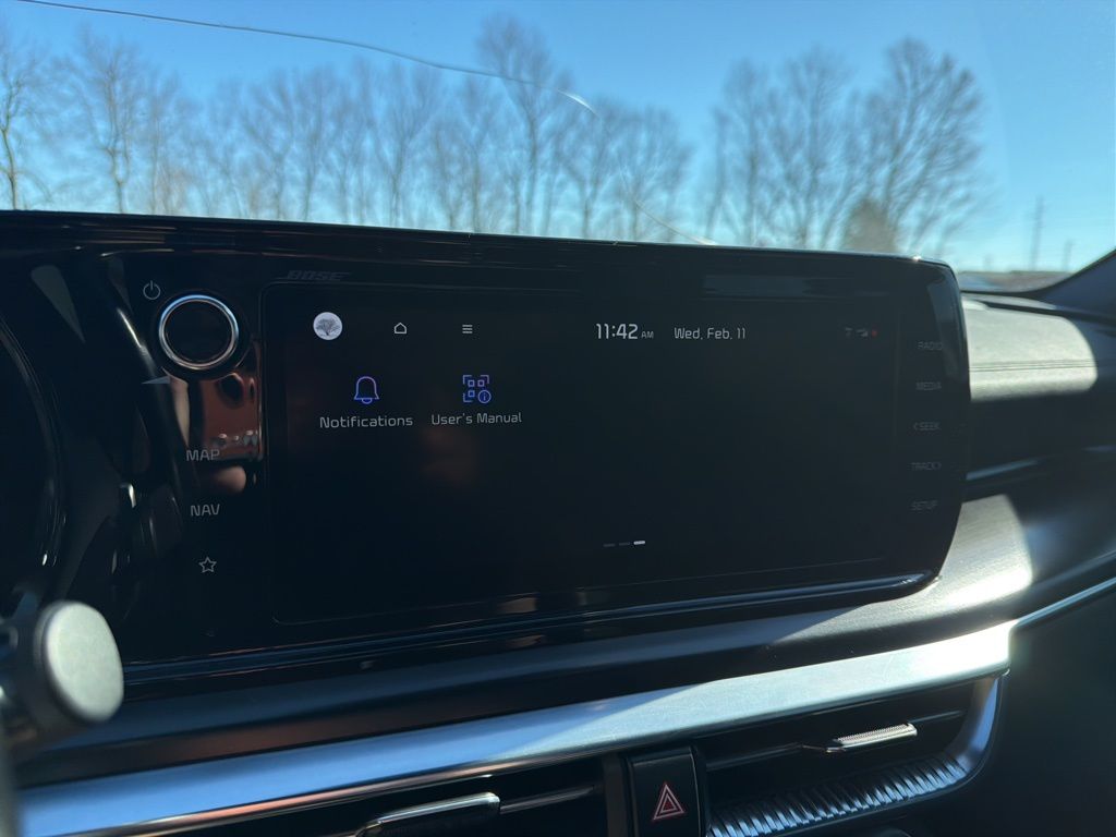 Thumbnail: 2022 Kia K5 - 32