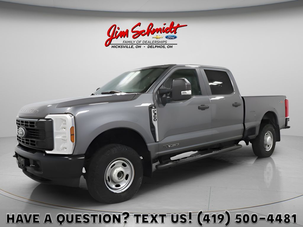 Carbonized Gray Metallic 2024 Ford F-350 Super Duty XL Crew Cab 4WD Pickup Truck Four-Wheel Drive Automatic