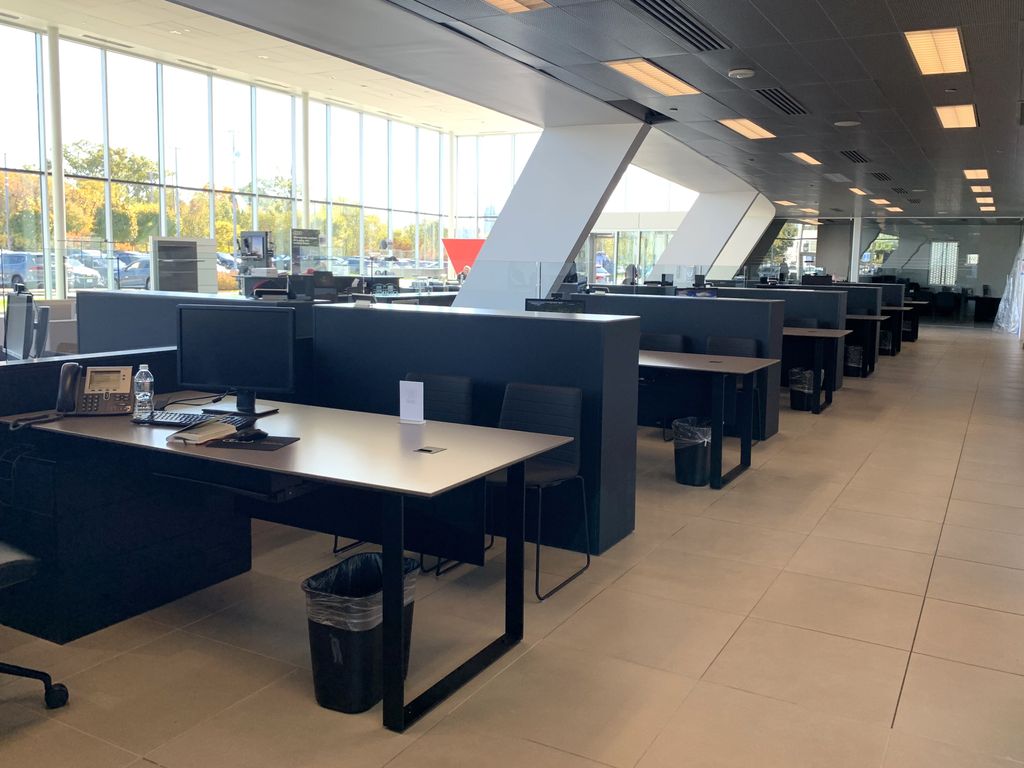 Thumbnail: 2025 Audi Q3 - 15