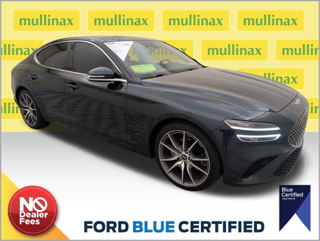 2022 GENESIS G70 Standard's photo