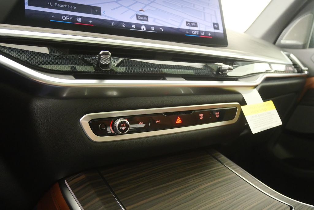 Thumbnail: 2026 BMW X5 - 24