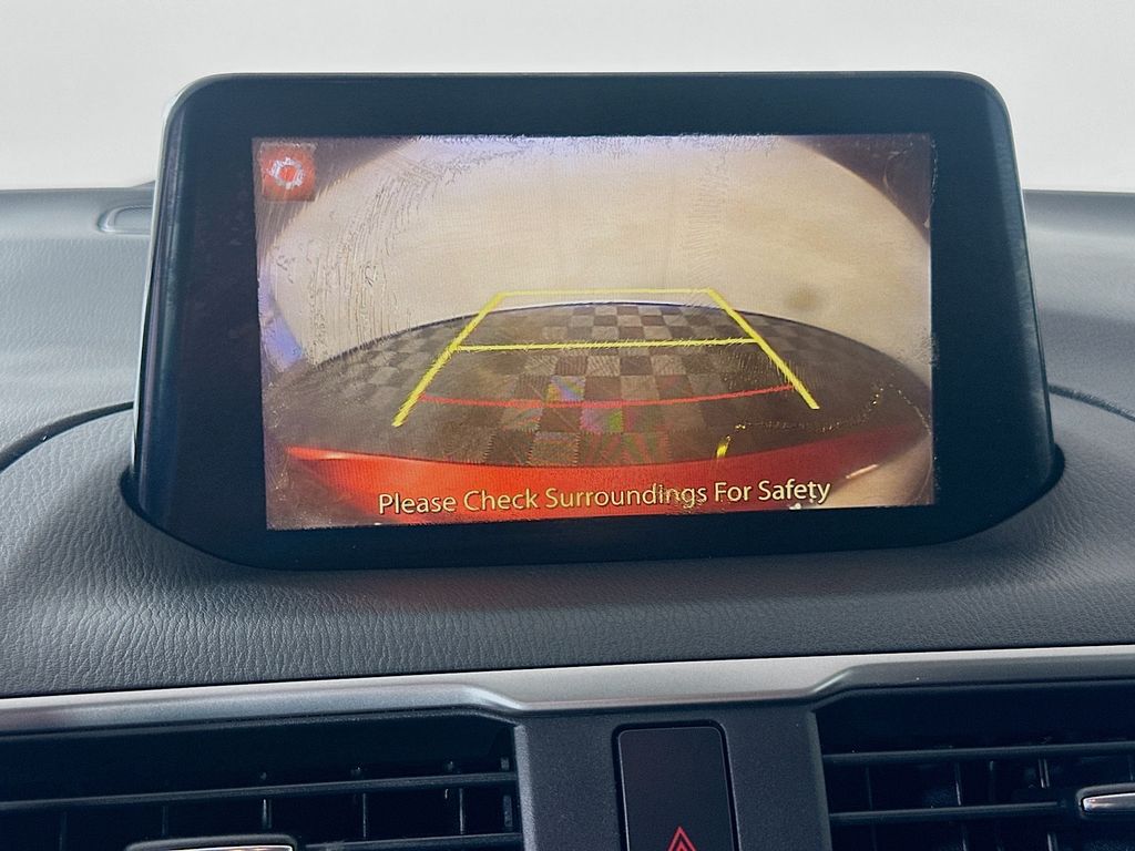 Thumbnail: 2018 Mazda Mazda3 - 14