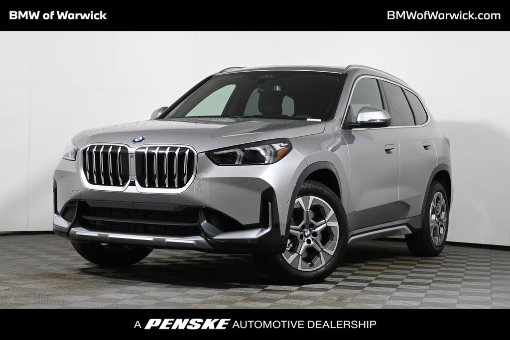 Thumbnail: 2027 BMW X1 - 1
