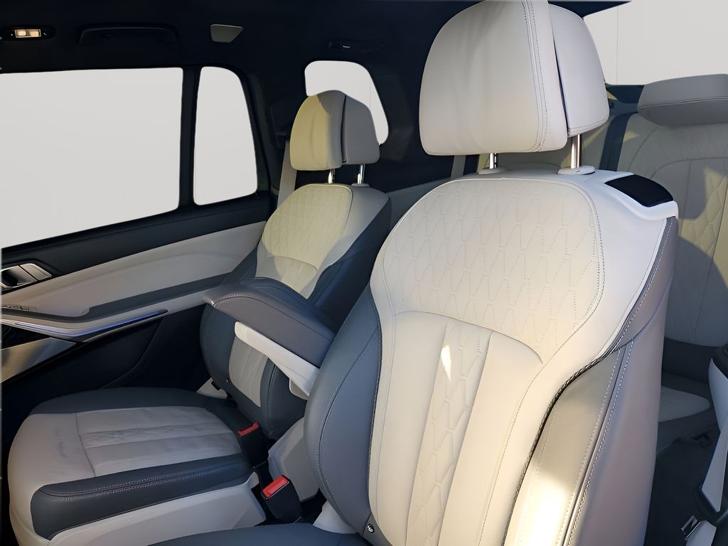 Used Car 2023 Bmw X7  M60i For Sale Under $70,000 In Austin, Texas