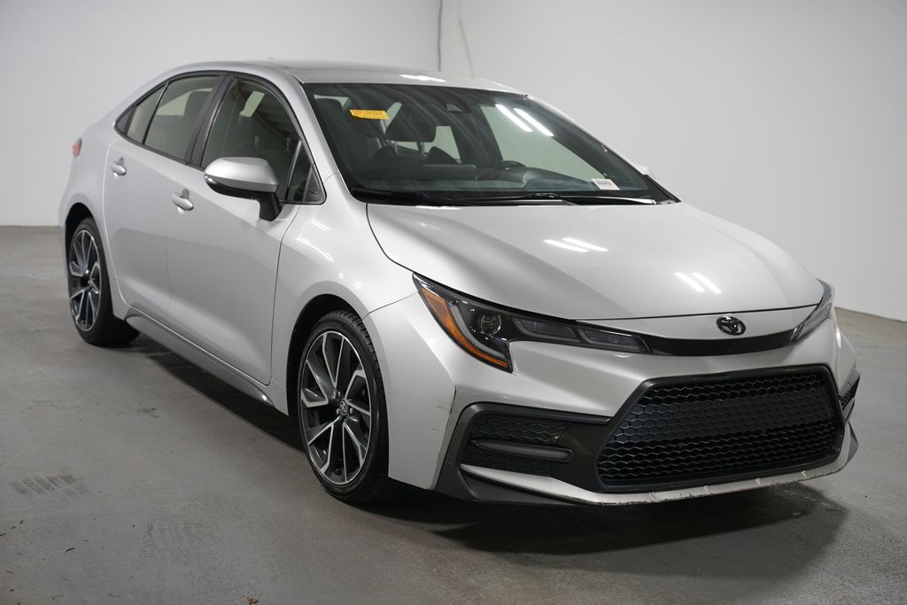 Thumbnail: 2022 Toyota Corolla - 3