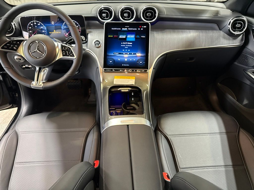Thumbnail: 2027 Mercedes-Benz GLC - 24