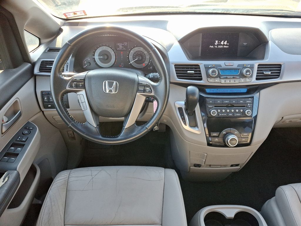 2011 Honda Odyssey EX-L 13