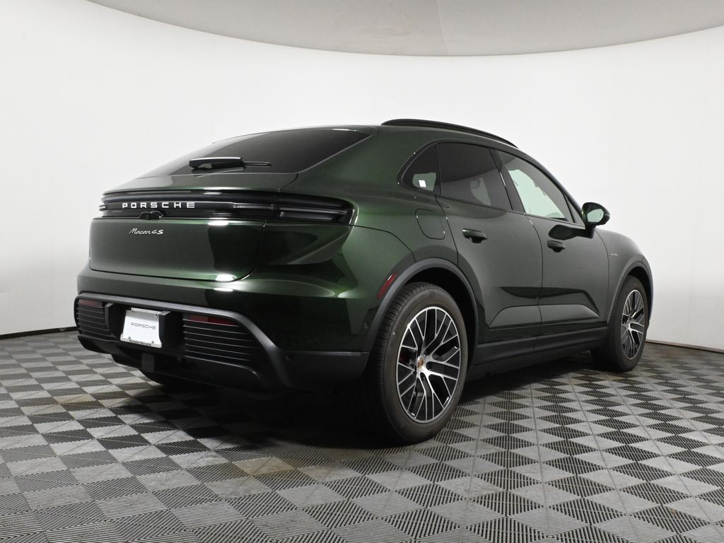 Thumbnail: 2025 Porsche Macan - 7