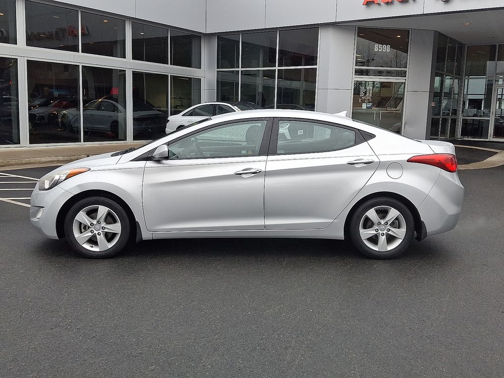 Thumbnail: 2013 Hyundai Elantra - 7