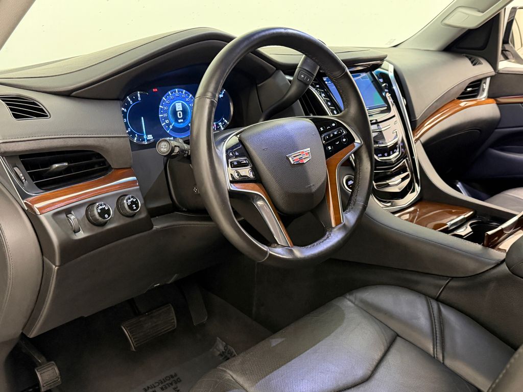 Thumbnail: 2017 Cadillac Escalade - 18