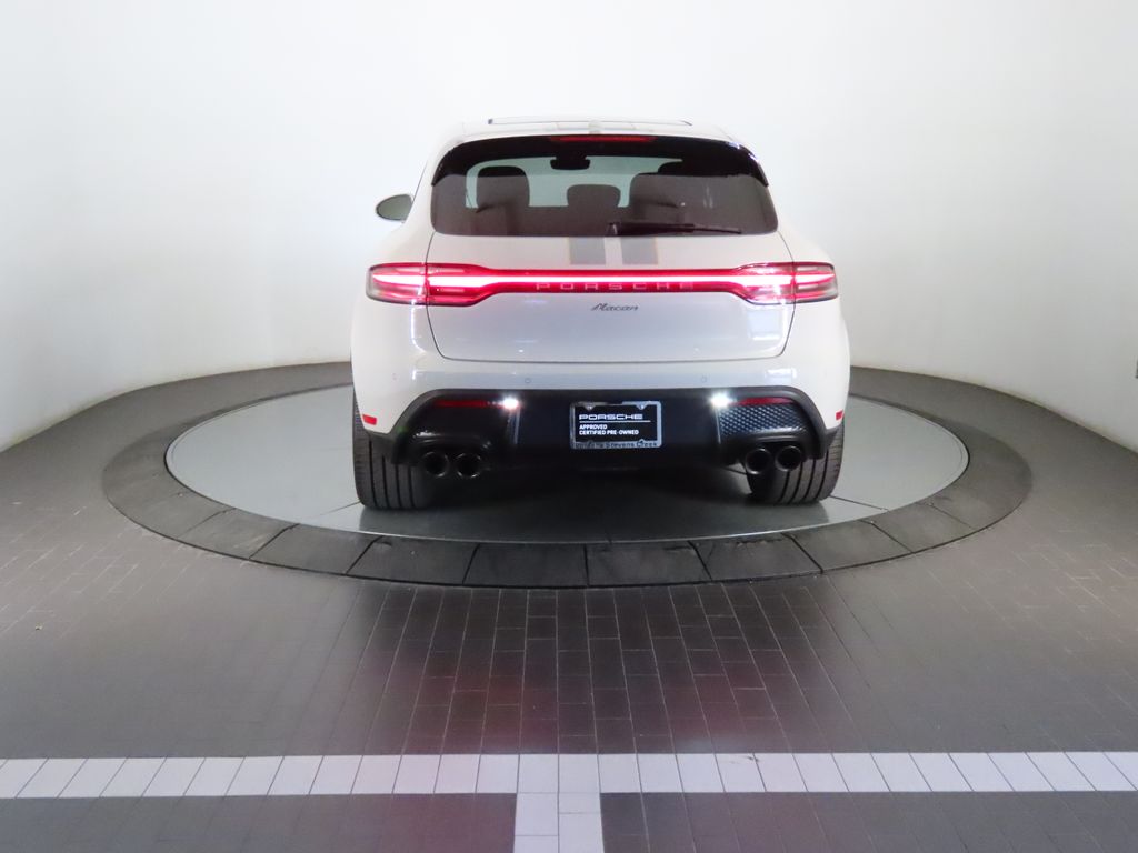Thumbnail: 2023 Porsche Macan - 6
